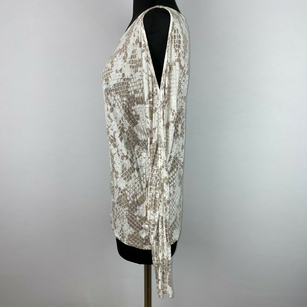 Express M Patterned Gold Accents Top Cold Shoulder Dolman Like Sleeves - Picture 4 of 12